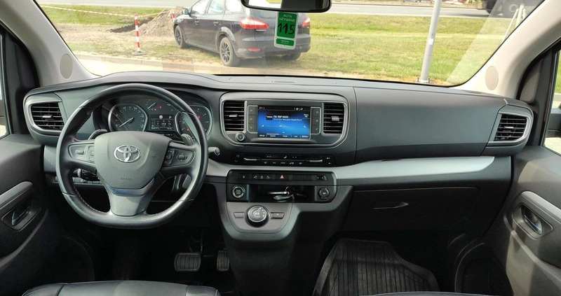 Toyota Proace Verso cena 199900 przebieg: 94169, rok produkcji 2019 z Żuromin małe 301